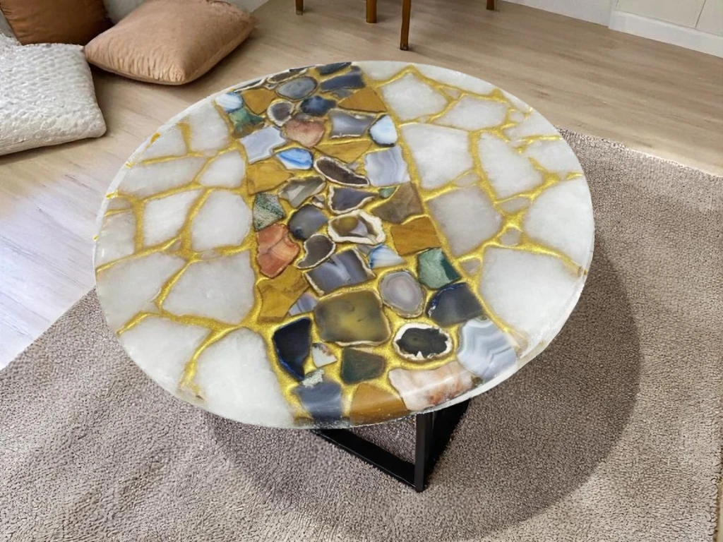 Mix Agate Coffee Table Antique  with Luxurious Living Spaces